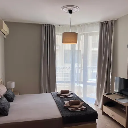 Royal Sun Romantic - 5 Min To The * 阳光海滩