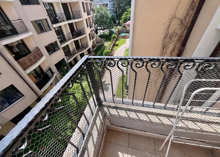 Royal Sun Romantic - 5 Min To The Apartment *