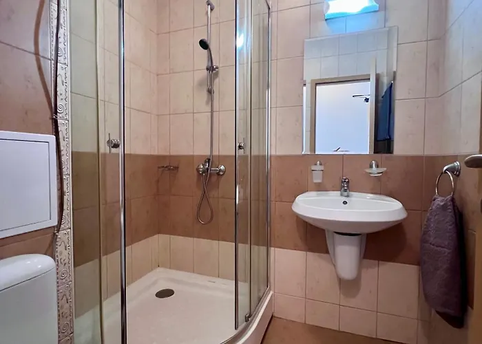 Royal Sun Romantic - 5 Min To The Apartment