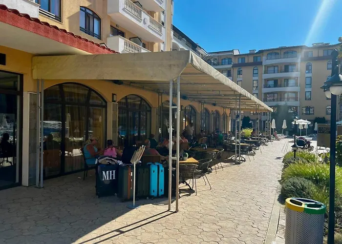 Royal Sun Romantic - 5 Min To The Apartment