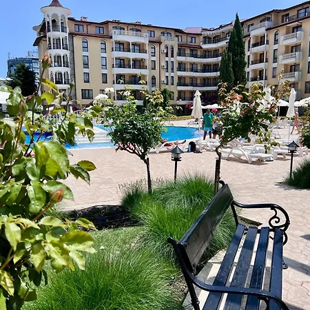 Royal Sun Romantic - 5 Min To The *