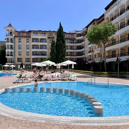 Royal Sun Romantic - 5 Min To The Apartment