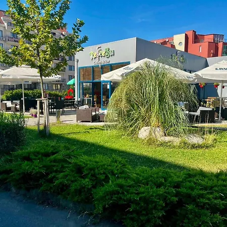 Royal Sun Romantic - 5 Min To The Apartment *